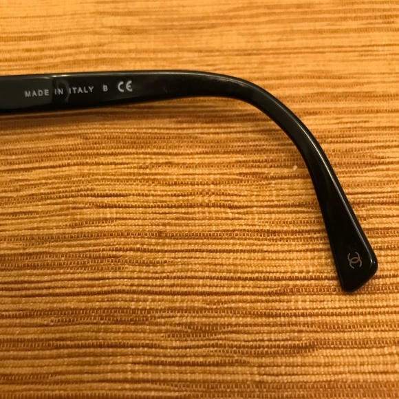 Authentic Chanel Cat Eye Sunglasses with Swarovski - Picture 7 of 8